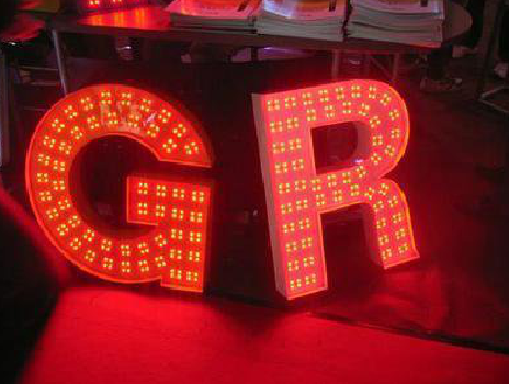  崇州LED发光字常见的安装误区。